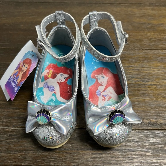 Girls Disney Princess Ariel Ballet Shoes Silver Glitter Heels Size 6 - Picture 1 of 9